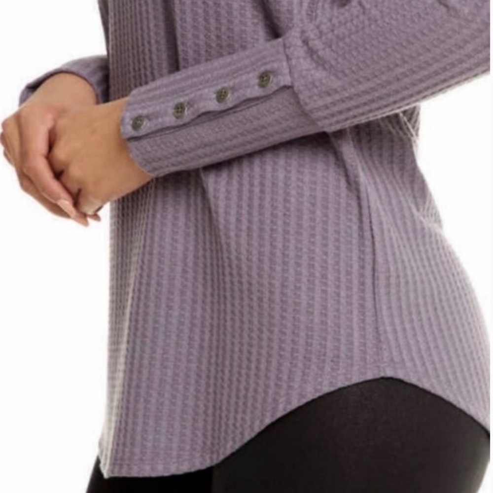 Chaser lavender waffle knit long sleeve thermal button cuff sleeve - Picture 3 of 11